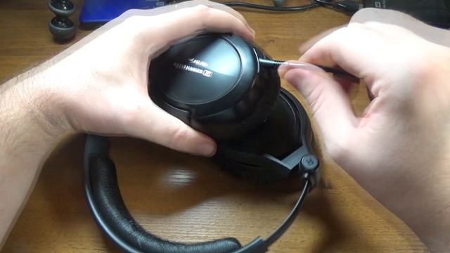 Sennheiser HD 380 pro - Полноразмерный Звук по Проводу в Плоском Кейсе! смотреть онлайн