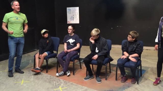 Emotional Musical Chairs смотреть онлайн