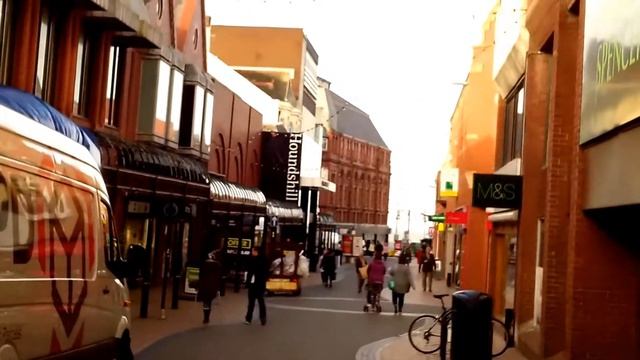 Англия. Blackpool город с плохой репутацией смотреть онлайн