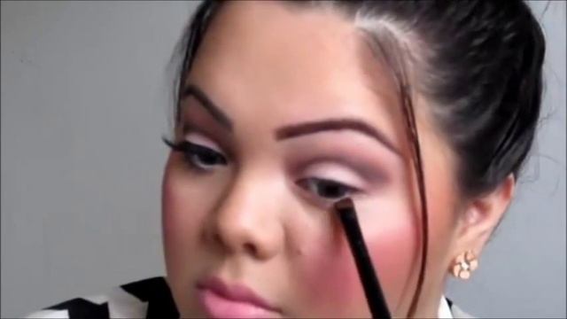 Romantic Soft Cut Crease Look ♥ смотреть онлайн