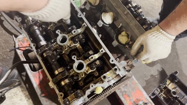 Осматриваем двигатель 6G74 на Митсубиси Паджеро! смотреть онлайн