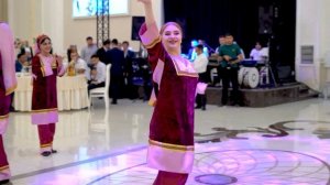 ДЕВУШКИ ОЧЕНЬ КРАСИВО ТАНЦУЮТ ЛЕЗГИНКУ 2022 ЭТО НУЖНО ВИДЕТЬ ?