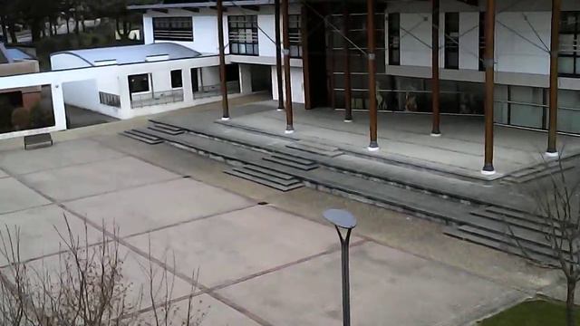 Début test vidéo drone Syma X5C смотреть онлайн