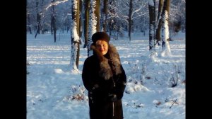 В зимнем парке тополя так грустны...