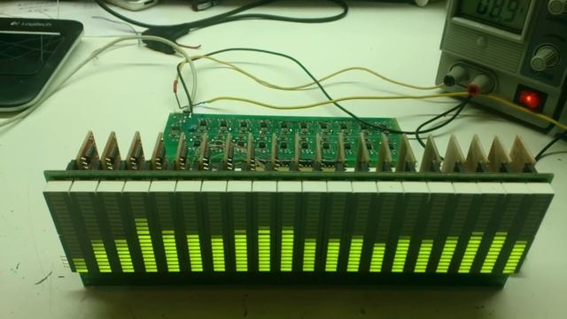 20 полосный спектроанализатор /20 Band Spectrum Analyzer смотреть онлайн