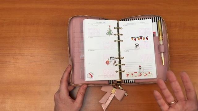 PWM Новогоднее оформление ежедневника 2017 Kate Spade Cameron Street Agenda смотреть онлайн