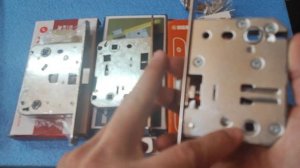 Обзор на замки межкомнатные, как повернуть защёлку