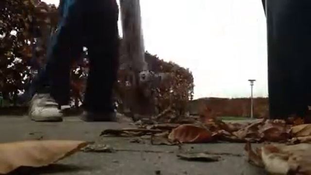 Nyt skater trick på skateboard men ikke med Emil kun med mi смотреть онлайн