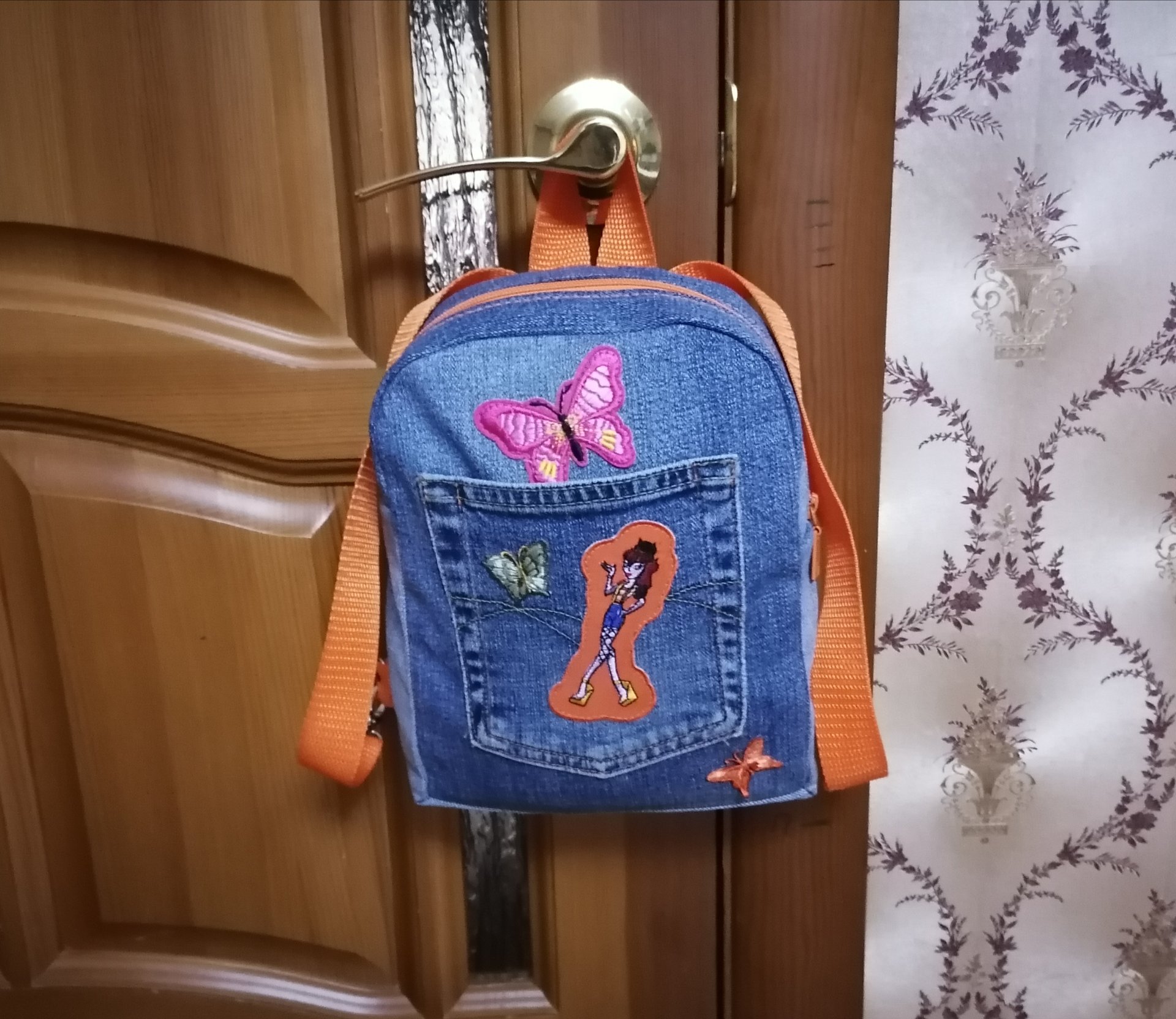 Детский рюкзак из старых джинсов своими руками. смотреть онлайн