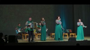 Песня "Морошка".  Красивая весёлая песня о любви). Исполняет Ансамбль нар. муз. "Мозаика".