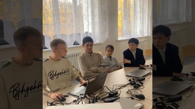 Мобильный технопарк "Кванториум-Камчатка" 4 классы смотреть онлайн