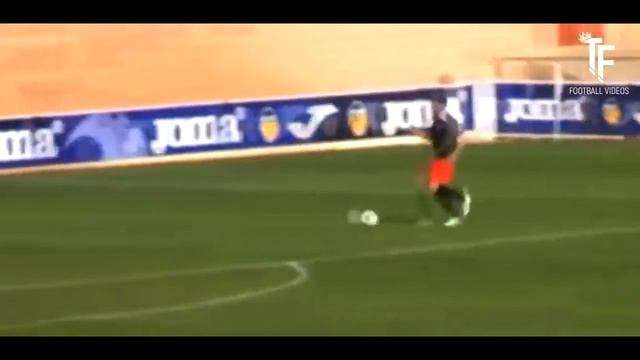 ЗАЩИТНИКИ СПАСШИЕ ПУСТЫЕ ВОРОТА ОТ ГОЛА 1 смотреть онлайн