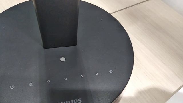 [Chiếm Tài Mobile] - Mở Hộp Nhanh Đèn Bàn Philips Wisdom Kết Nối Wifi смотреть онлайн