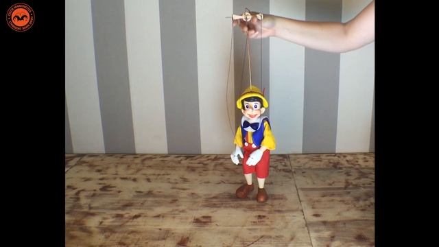 Tutorial Czech Marionettes - how to play with Pinocchio marionette смотреть онлайн