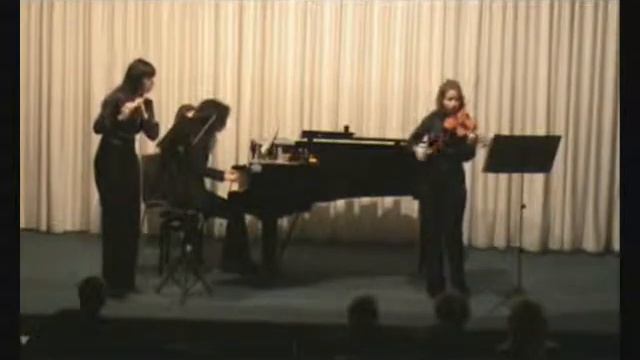 Piccirillo Ensemble - Tango pour Claude - R. Galliano смотреть онлайн