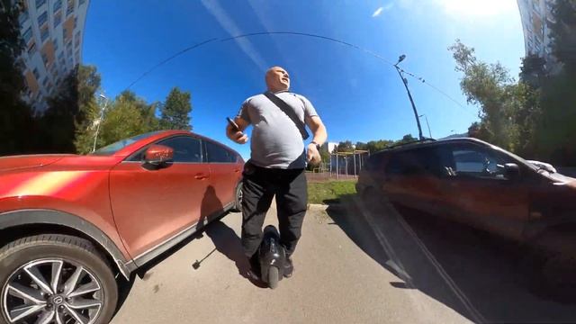 Моноколесо - фитнес зал! Все площадки города в распоряжении моноколёсника! Перед едой - рекомендую! смотреть онлайн