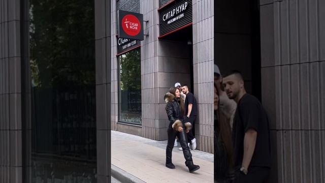 Когда купила зимний комбинезон летом со скидкой 40%? смотреть онлайн