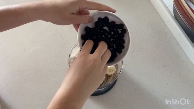 Смузи-боул с секретным ингредиентом. ( ˘⌣˘)♡(˘⌣˘ ) смотреть онлайн