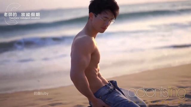 Teacher's Indulgent Vacation|선생님의 즐거운 휴가|วันหยุดตามใจครู|先生の贅沢な休暇|老師的放縱假期