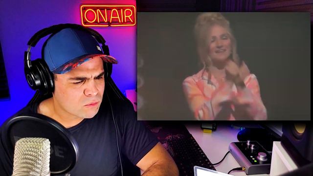 JOY ESQUIVIAS | CHANDELIER | VOCAL COACH | Reaction & Analysis - SUBTITLES ON OK смотреть онлайн