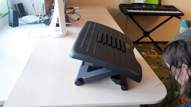 Стул Астек обзор и использование с обычным столом и подножкой смотреть онлайн