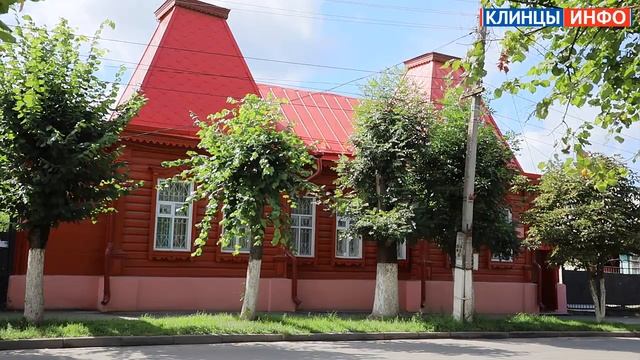Достопримечательности Клинцов: Бывший дом нотариуса Чикилевского смотреть онлайн