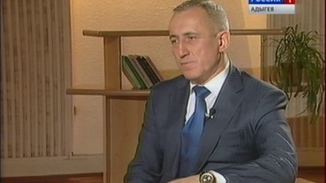 Интервью Председателя Конституционного Суда Республики Адыгея Аскера Касеевича Тлехатука смотреть онлайн