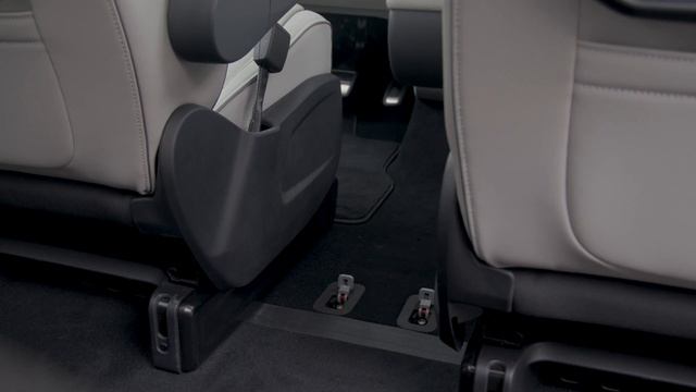 2024 VW ID. Buzz- The Groovy 3 ROW AWD Electric Microbus is FINALLY HERE смотреть онлайн