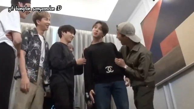 СМЕХ С БТС | СМЕШНЫЕ МОМЕНТЫ С BTS😂😂😂