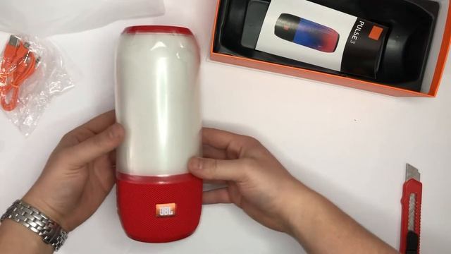 Видео обзор: Колонка портативная JBL Pulse 3 градиентная подсветка. Цвет: красный смотреть онлайн