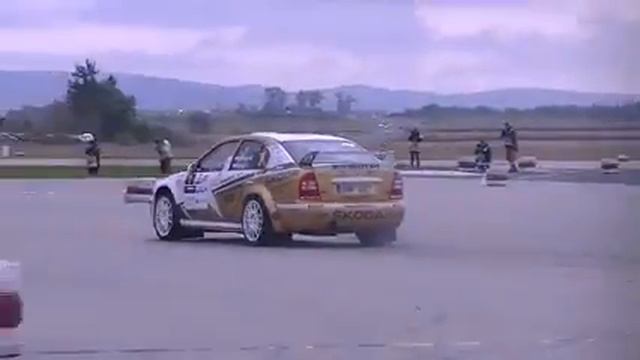 Skoda Octavia WRC 2016 action смотреть онлайн