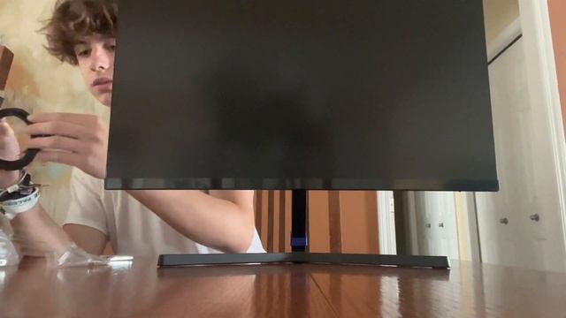 Winning a game of Fortnite on a FREE Temu Monitor смотреть онлайн