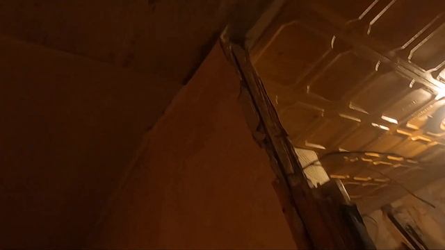 Ремонт в квартире / Делаю все сам / Фомка и болгарка в руках не профессионала / 1-я серия смотреть онлайн