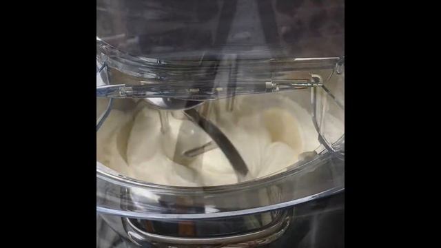Kenwood Chef XL Titanium KVL8300S Make Butter From Thick Double Cream