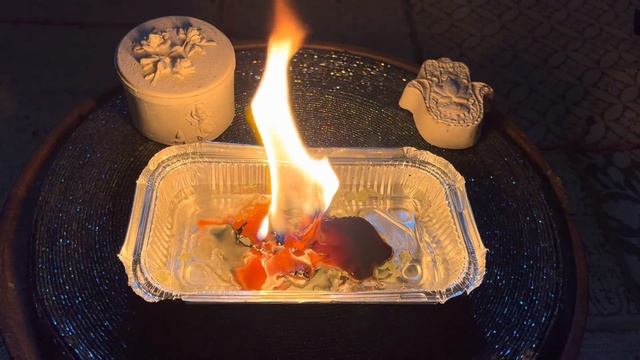 СЖЕЧЬ ДЕНЕЖНЫЕ БЛОКИ убрать денежные трудности, В полнолуние Чистка денежная онлайн смотреть онлайн