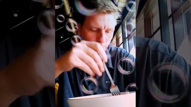 Семейное кафе ПЯТНИЦА / ЧТО? ПОЧЁМ ? СЫРНЫЙ СУП, РАПАНЫ В СЛИВОЧНОМ СОУСЕ С ТОМАТАМИ, ЯГОДНЫЙ СМУЗ смотреть онлайн