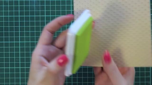 Скрапбукинг фотоальбом своими руками: страница 1,2 / The Workshop смотреть онлайн