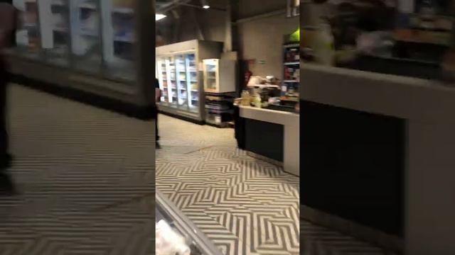 Пятёрочка в посёлке Орловском изнутри) смотреть онлайн