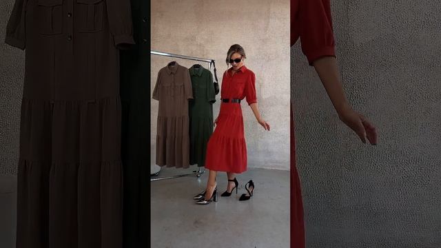 Платье макси в духе 70-х с многоярусной юбкой и накладными карманами, 3 цвета #женскаяодежда #плать смотреть онлайн