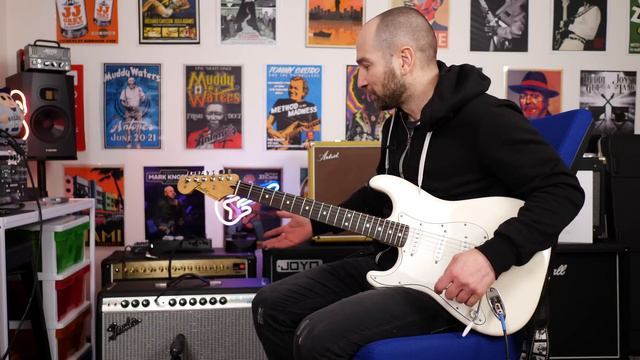 Fender FSR '68 Deluxe Reverb with a Neo Creamback Speaker смотреть онлайн