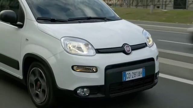 2021 Fiat Panda City Life смотреть онлайн