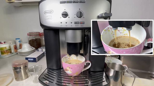 Cappuccino zubereiten De'Longhi Caffè Corso ESAM2803.SB -2600 -22XY -26XY -28XY Kaffeevollautomat смотреть онлайн