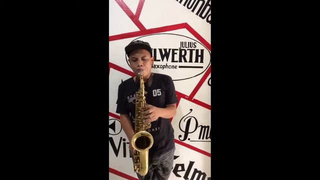 Test saxophone amati kraslice aas 61 profesional смотреть онлайн