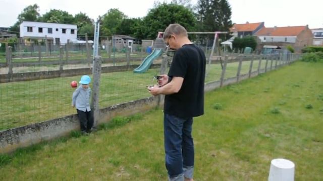 Как Рома и Саша запускали вертолет, часть первая.