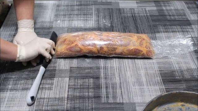 Kebab 100% maison avec viande marinée grillée, pain pita, sauce blanche, salade, tomate, oignon ! смотреть онлайн
