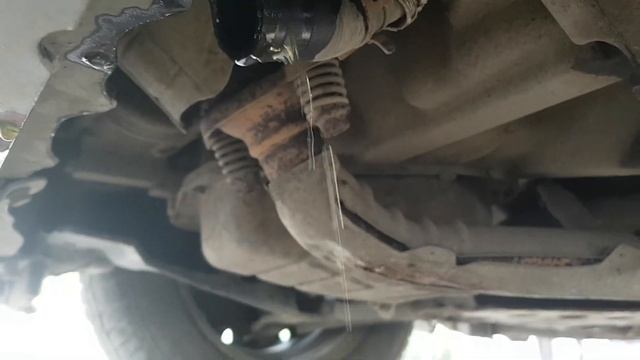 Nissan Micra K12 сливаем антифриз смотреть онлайн