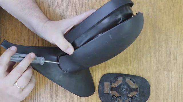 REMOVE rearview mirror glass and housing from Renault Clio, it is similar in many other cars смотреть онлайн
