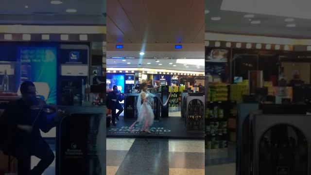 Russian Standard Ballerina and Violin смотреть онлайн