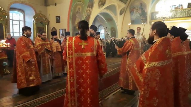 Престольный праздник Екатерининского кафедрального собора города Слободского смотреть онлайн