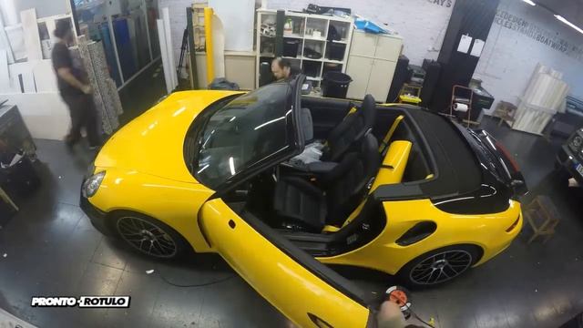 Es el nuevo Porsche Turbo S Cabrio de RentLux en Amarillo Racing! Car Wrapping by Pronto Rotulo смотреть онлайн